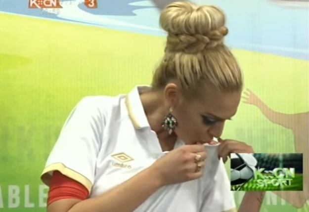 VIDEO Ava Karabatić poljubila srpski grb na dresu: "Nek puknu svi od muke"