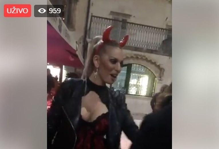VIDEO Seksi vražica Ava i Pernar napravili urnebes za kraj splitskog karnevala