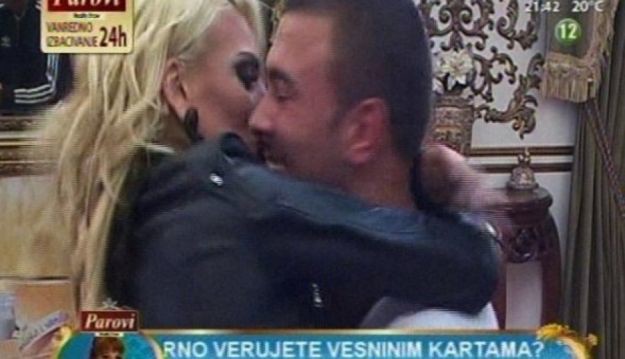 Najava novog seksa u realityju: Ava Karabatić skočila na kaskadera s kojim se već seksala