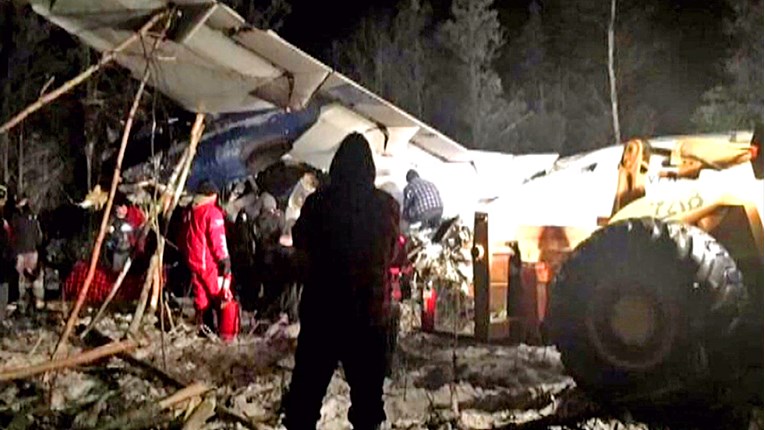 U Kanadi se srušio avion s 25 ljudi, svi su preživjeli