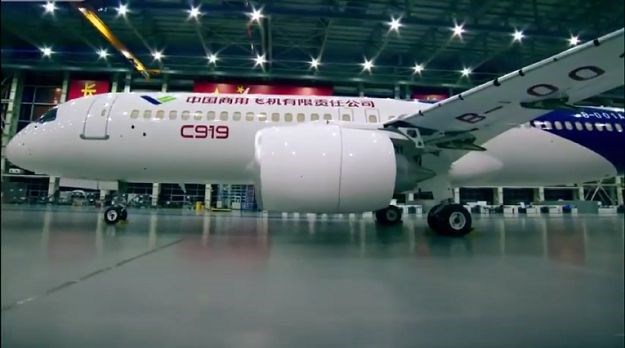 Razvijali su ga sedam godina: Pogledajte kako izgleda prvi kineski putnički avion