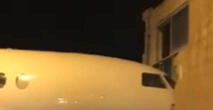 VIDEO Jak vjetar na Malti zabio avion u zgradu