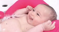 Kupanje malih beba nikada nije bilo opuštenije i jednostavnije