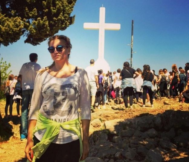 Nina Badrić pobjegla u Međugorje: "Ne možeš sve u životu nositi sam, ja svoj križ dijelim"