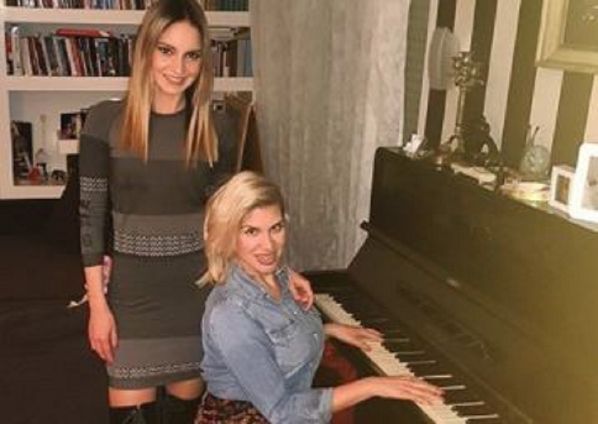 Mirta Šurjak sa zgodnom frendicom pozirala u najkraćoj minici do sad