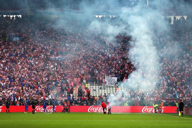 Torcida poslala poruku svijetu: "Oni koji su zapalili baklje veći su Hrvati nego oni što ih optužuju"