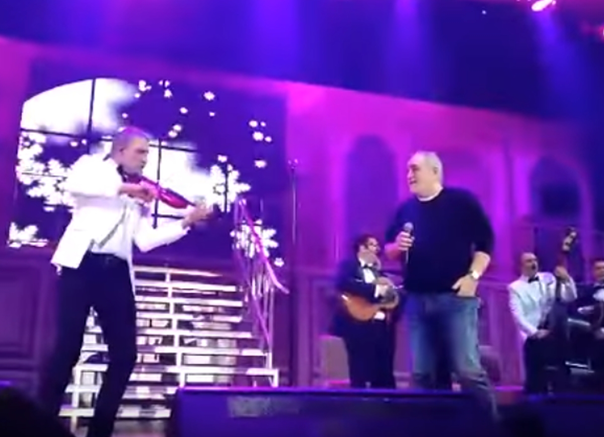 Balašević s dvije rečenice ostavio sarajevsku publiku bez riječi: "Dođe mi da se rasplačem..."