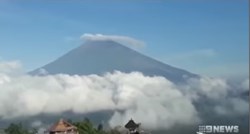 VIDEO Masovna evakuacija s Balija zbog prijetnje erupcije vulkana: "Imamo 800 potresa na dan"