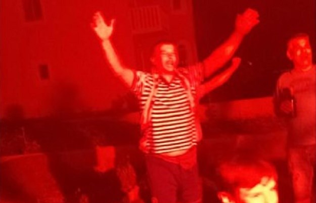 Otac Andrije Balića pušten iz pritvora, kod kuće ga dočekala bakljada
