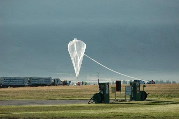 NASA lansirala eksperimentalni balon u koji bi mogao stati nogometni stadion