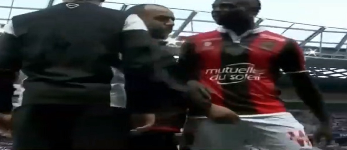 LUDI BALOTELLI OPET DIVLJA Talijan zabio za pobjedu, dobio crveni, a onda razbijao po stadionu