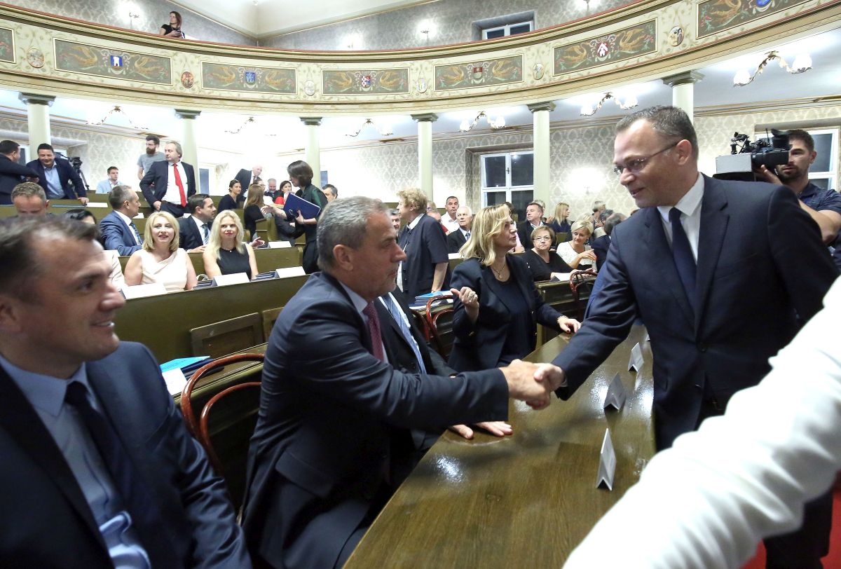 BANDIĆ USPIO Esih i ekipa ga podržali, maršal Tito ide u povijest