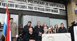 U Savskoj otkrivena ploča s nazivom Trg Nevenke Topalušić, braniteljice umrle na početku prosvjeda