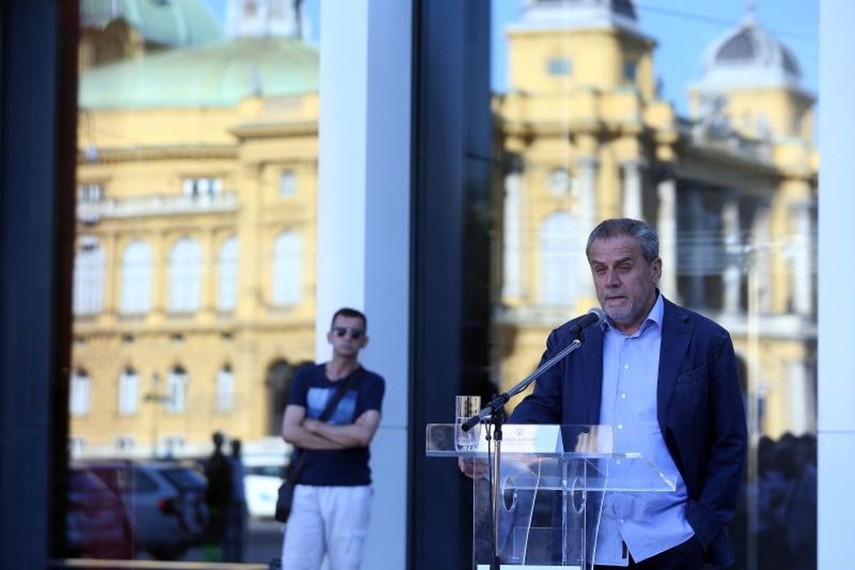 TRG MARŠALA TITA MIJENJA IME Bandić: Predložit ću da se zove Trg Republike Hrvatske