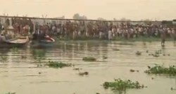 Deseci nestalih u potonuću trajekta u Bangladešu