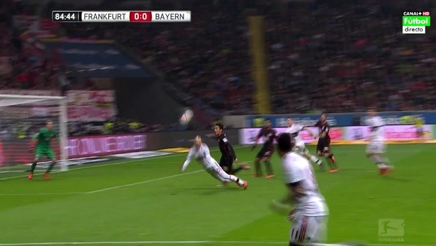 Robben se bacao po terenu, Eintracht zaustavio Guardiolin stroj