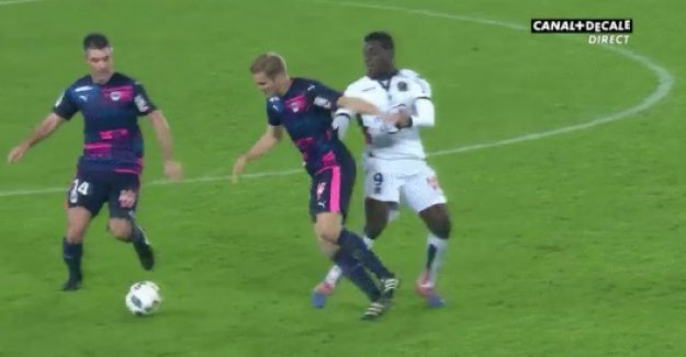 Vratio se stari Balotelli: Evo kakvu je glupost napravio za crveni karton u sudačkoj nadoknadi