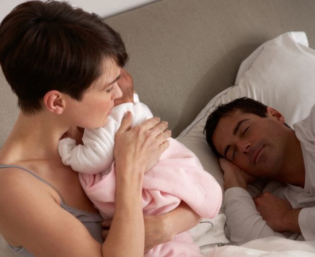 Kakva fora: Bebe noću plaču kako bi spriječile roditelje da naprave novo dijete