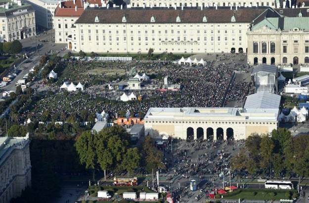 "Bez zidova oko Europe": Više od 20.000 ljudi na skupu potpore izbjeglicama u Beču