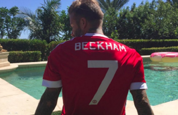Becks navijače Uniteda pali novim službenim dresom s njegovim imenom, kojeg ne smiju kupiti