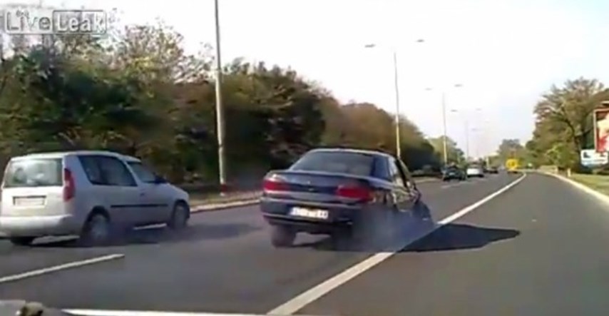 Automobilom bez jednog kotača jurio po beogradskoj autocesti