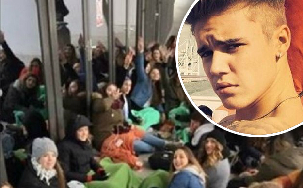 FOTO Za Bieberove fanove nema zime, ispred Arene kampiraju već od jutra