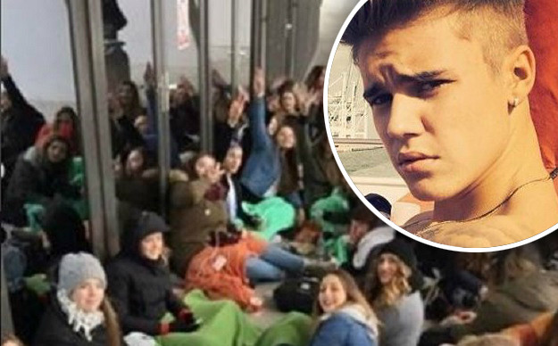 FOTO Za Bieberove fanove nema zime, ispred Arene kampiraju već od jutra