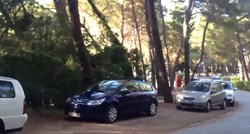 VIDEO Invazija automobila na splitske Bene: "Park šuma ih treba nadzirati, a oni ih puštaju"