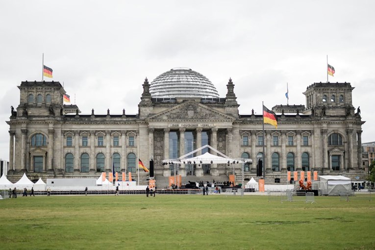 U Berlinu privedene četiri osobe povezane s islamistima