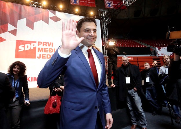Delegati SDP-a prespavali u Westinu pa pljeskali Bernardićevom pozivu na društvene promjene