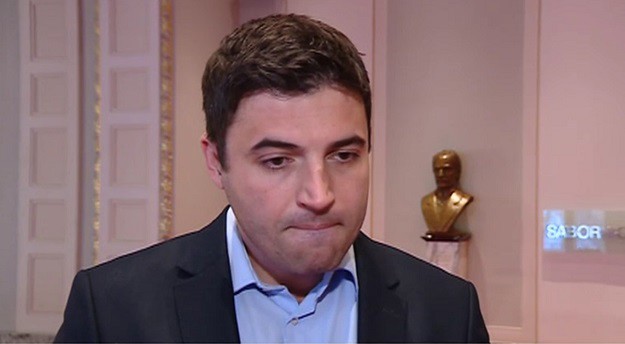 FOTO Bernardić pobijesnio na pitanje novinarke pa otišao iz kadra