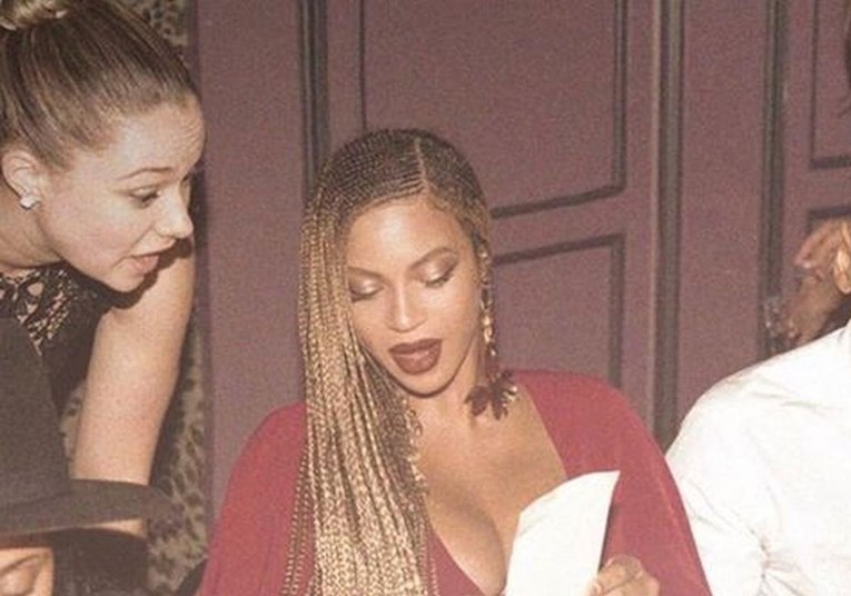 FOTO Internet se ne prestaje sprdati s ovom fotkom Beyonce: "Niste mi skinuli 20 dolara s računa"