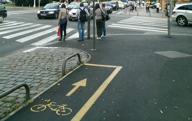 Sindikat biciklista pisao Bandiću: Koliko nas mora stradati prije nego popravite biciklističke staze?