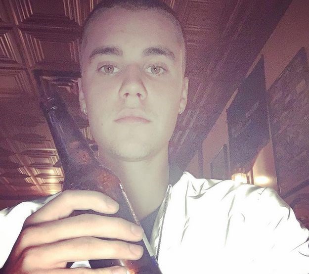 Sada će platiti: Bieber se napio i razbio gostu mobitel, ovaj ga tuži za vrtoglavu svotu