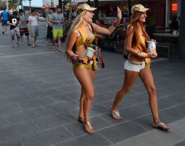 Ni Splitom se više neće moći šetati oskudno odjeven, pogledajte kolike su kazne