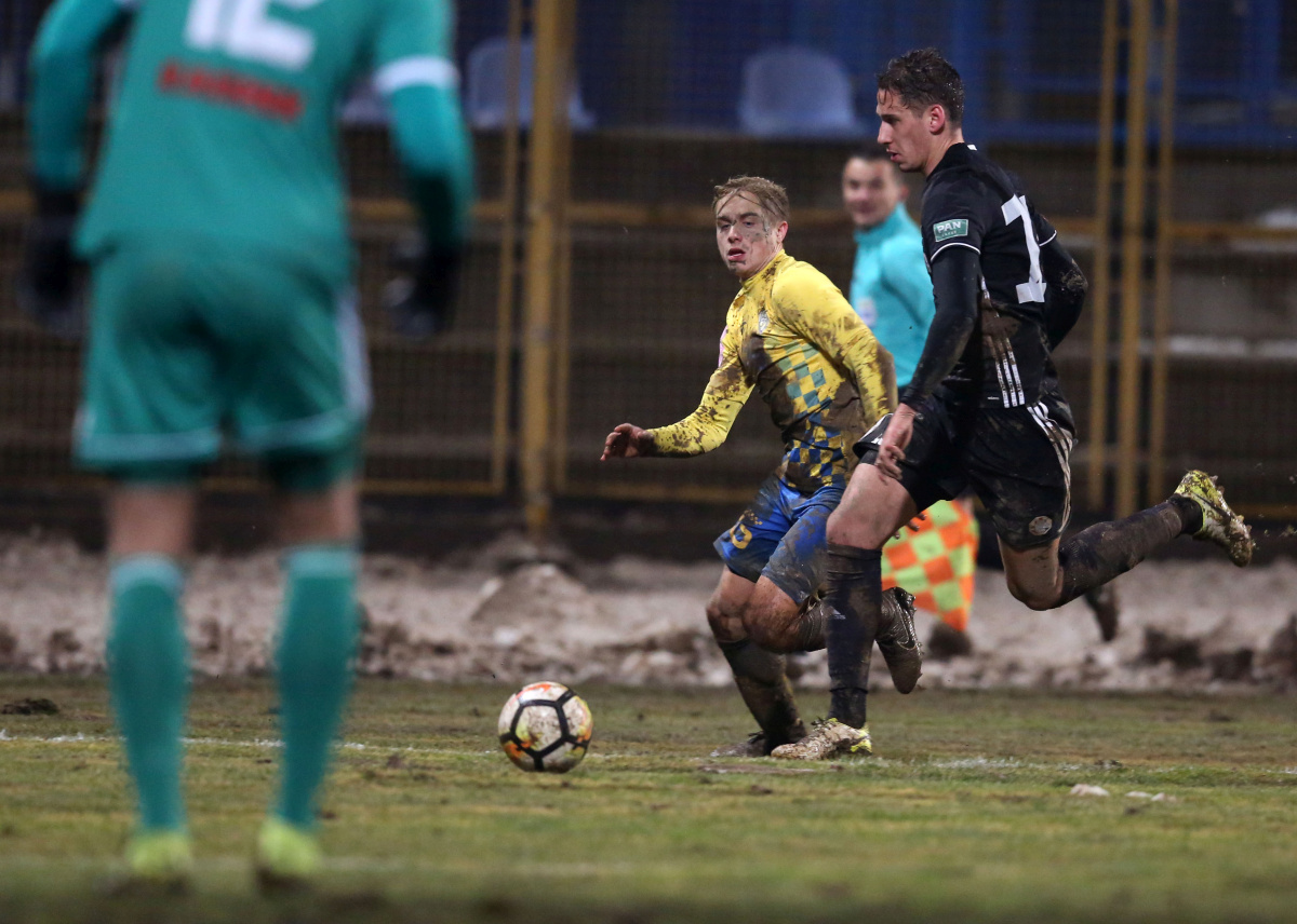Počeo nogomet u kaljuži: Inter i Belupo u blatu Zaprešića odigrali 0:0