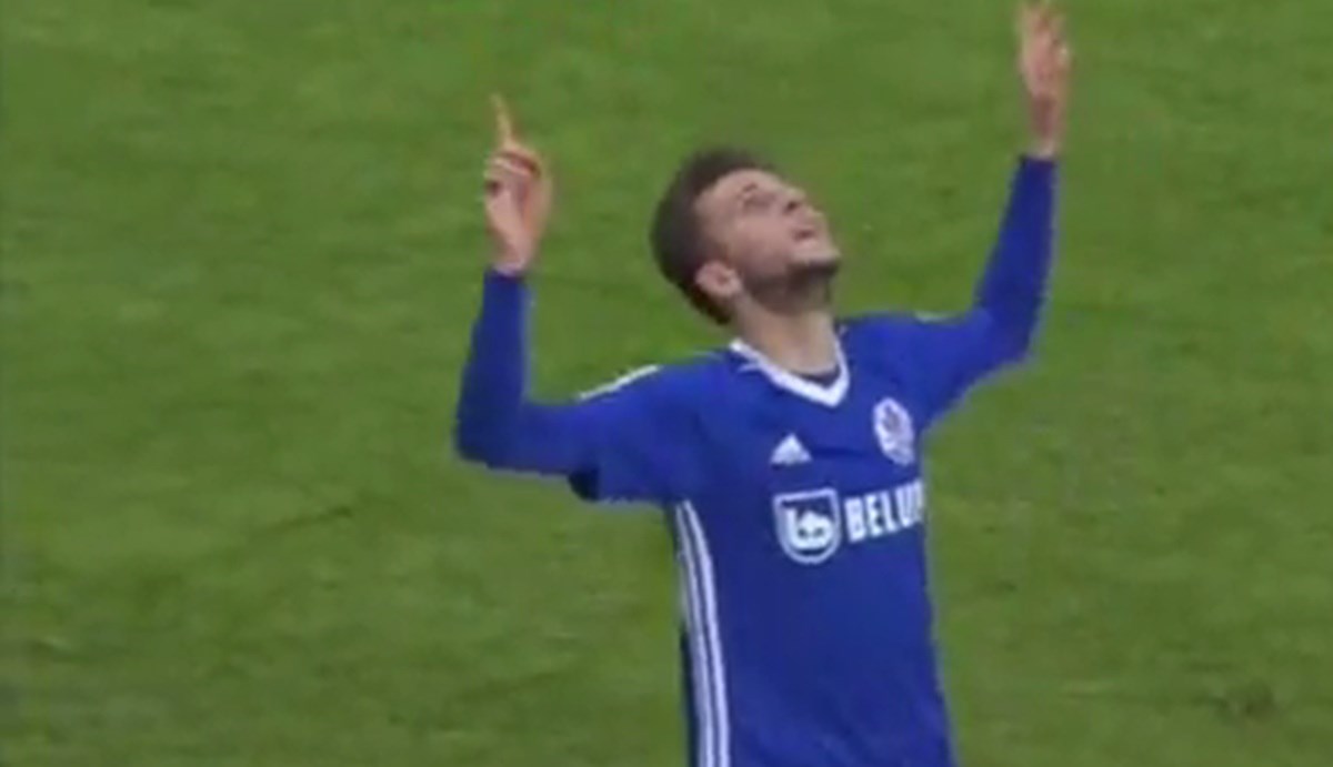 TINEJDŽER SRUŠIO DINAMO Prvim golom u karijeri riješio borbu za naslov prvaka