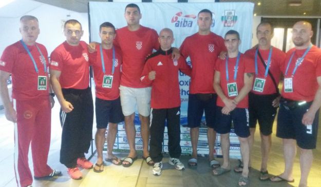 Hrvatski boksači otvorili EP: Komadina prošao u 2. kolo, Prtenjača i Čalić ispali