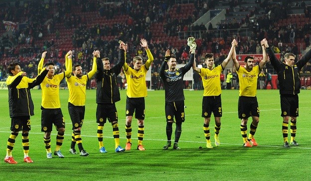 Borussia slavila kod Mainza i približila se Bavarcima