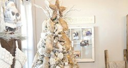 Najpopularniji ovogodišnji trik za ukrašavanje božićne jelke: Široka vrpca koja obavija drvce!