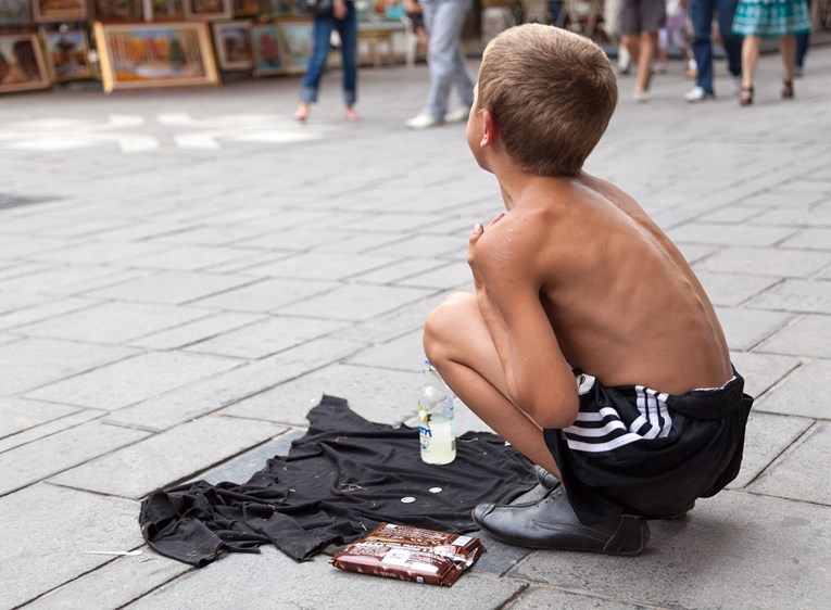 U BiH gotovo pola milijuna ljudi živi ispod granice siromaštva