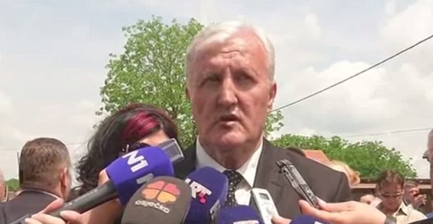 Božo Galić: U ministarstvima nam trebaju ljudi koji će pomoći, a ne šetati hodnicima