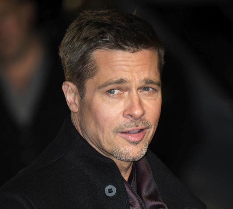 VIDEO Brad Pitt izgledom šokirao obožavatelje: Nakon razvoda drastično je smršavio