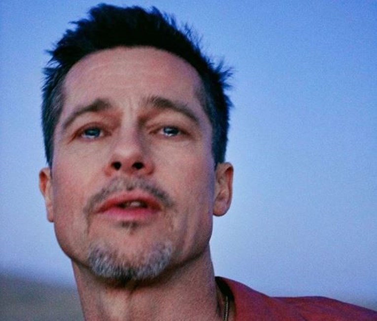 FOTO Čitav internet sprda nove fotke Brada Pitta: "Angelinin bivši u najnovijoj ulozi jajovoda"