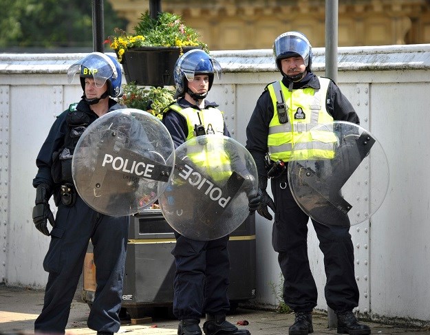 Strah od terorizma: Londonska policija šalje na ulice naoružane policajce