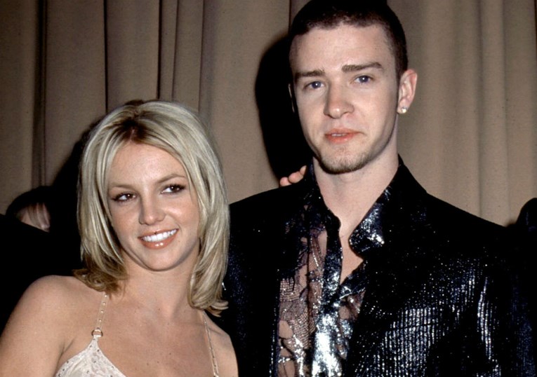 Povijesni modni trenutak Britney i Justina sada je ovjekovječen na majici