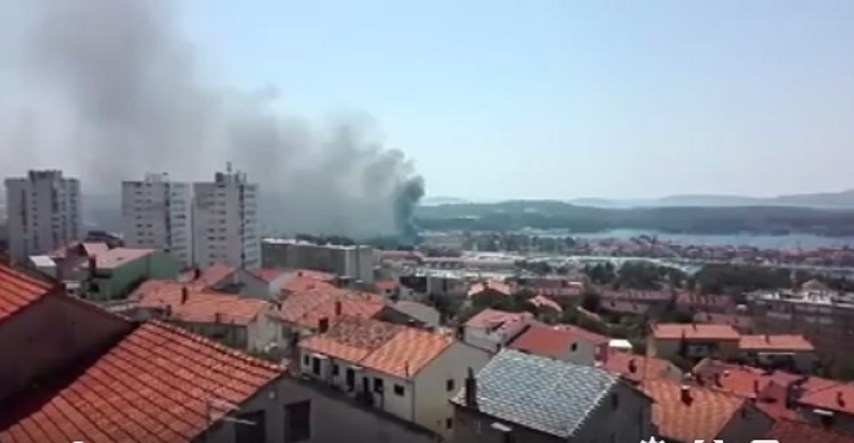 VIDEO Požar u šibenskom brodogradilištu pod kontrolom