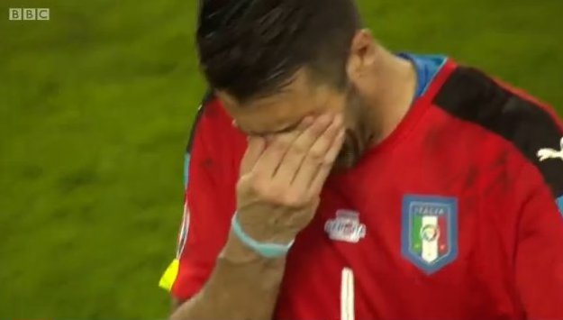 FOTO Veliki Buffon u suzama