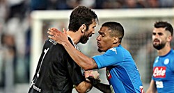 EVO ZAŠTO JE JEDAN OD NAJVEĆIH Pogledajte što je Buffon napravio nakon poraza od Napolija