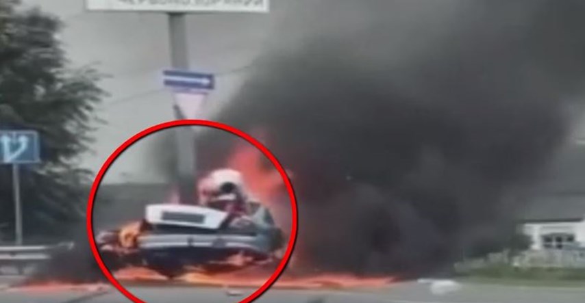 VIDEO Čovjek pobjegao iz gorućeg automobila nekoliko sekundi prije eksplozije